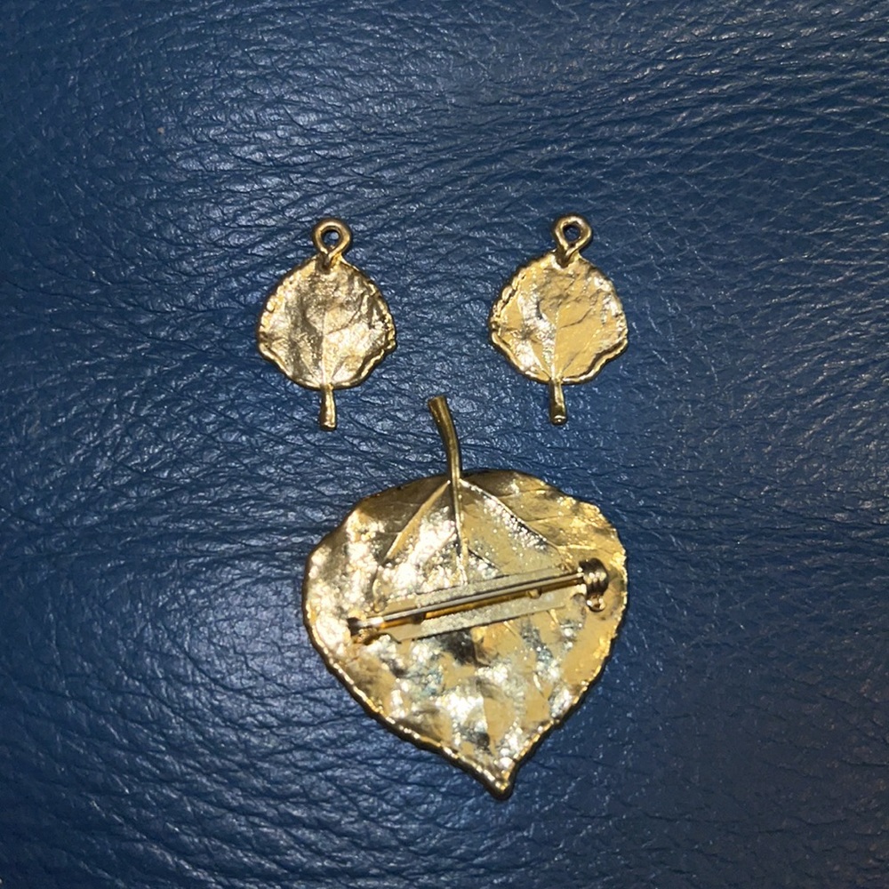 Vintage plate lefts